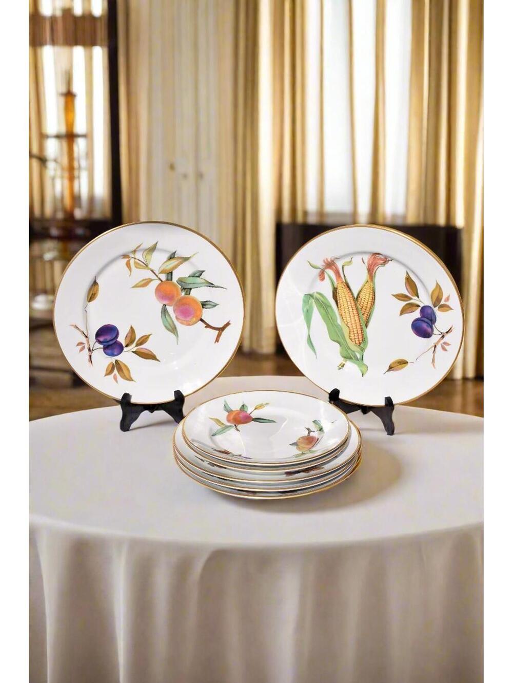 Royal Worcester Evesham Porcelain Plate Set